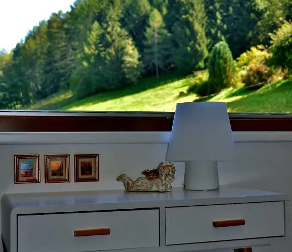 Sofi - Enjoy The View - Axams,innsbruck Tirol